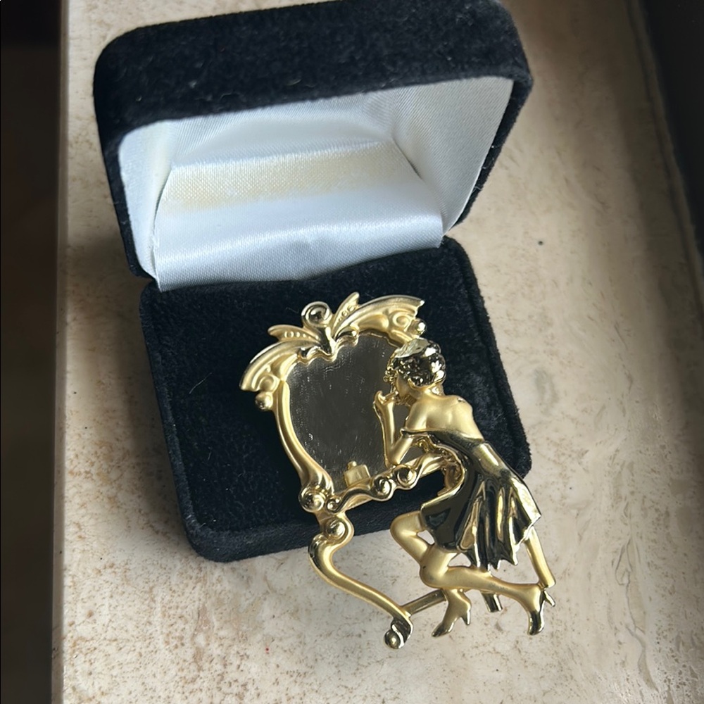 Vintage Elegant Gold Mirror Brooch